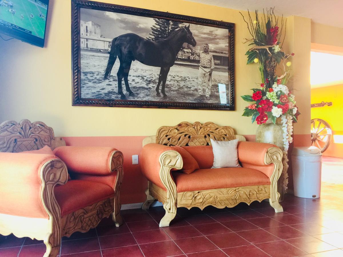 Hotel Don Elias Guadalajara Buitenkant foto