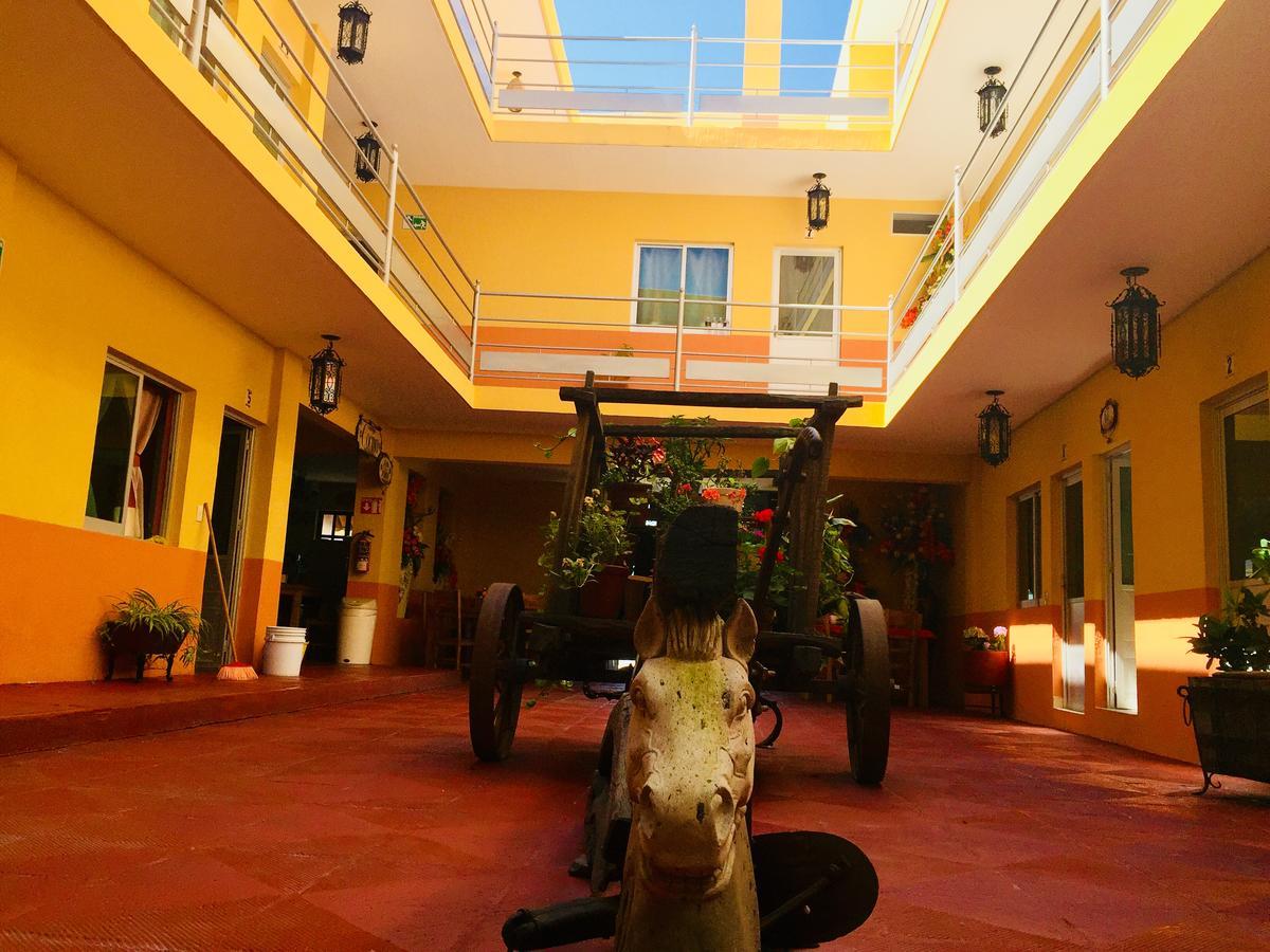 Hotel Don Elias Guadalajara Buitenkant foto